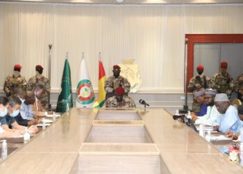 Mamadi Doumbouya exige la transformation des ressources minières en Guinée