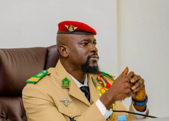 Le Colonel Mamadi Doumbouya lance un appel d’offre pour la construction d’une raffinerie d’or en Guinée