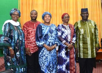Six membres du CNT choisis pour représenter la Guinée au parlement de la CEDEAO