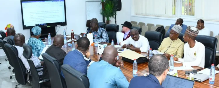 Le CNT examine un projet de loi portant sur la protection des données personnelles