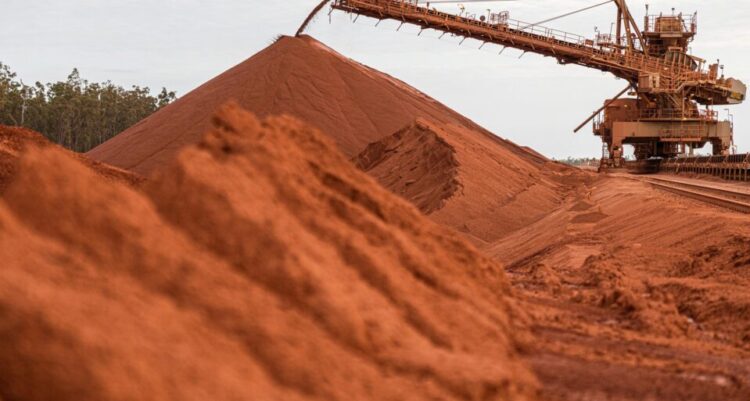 Baisse de -7 % des exportations bauxitiques et 34 054 T d’alumines exportées en Guinée, du 08 au 14 juillet 2024.