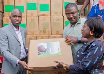 Lancement de la compagne de distribution de kits sanitaires gratuits pour les femmes enceintes et nouveaux nés