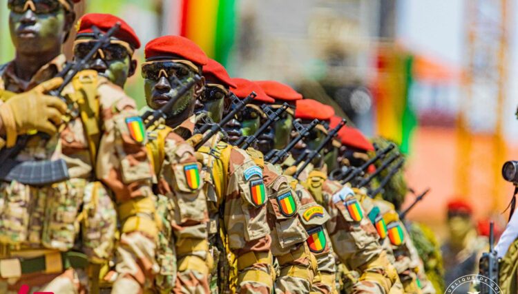 L’honoration des vétérans et la promotion d’officiers au centre du 66e anniversaire de l’armée guinéenne