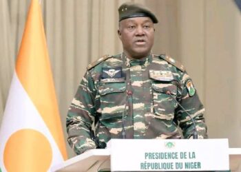 Le président nigérien révèle que la Guinée abriterait des forces spéciales françaises