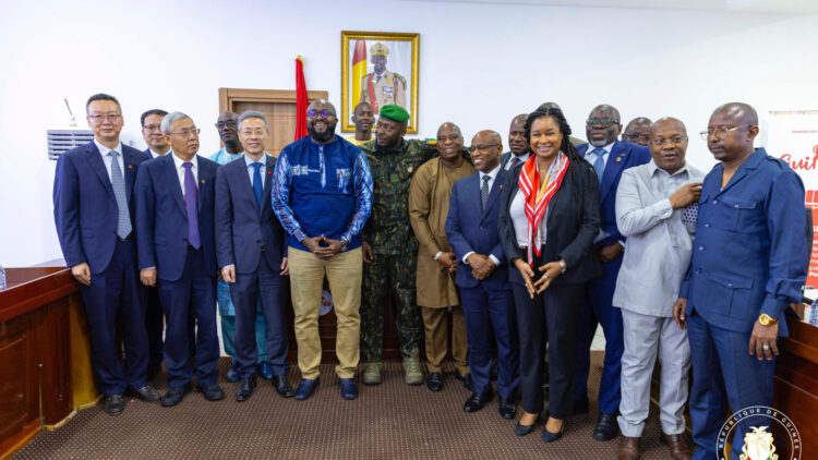 Signature d’un accord entre l’Etat guinéen et la SPIC pour la construction d’une raffinerie d’alumine en Guinée