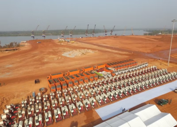 Baisse des exportations de bauxite d’environ -17 %, tandis que les exportations d’alumine reprennent après trois mois