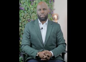 Kémi Séba annonce sa candidature à la présidentielle béninoise de 2026