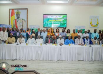 La Guinée avance vers de meilleures conditions de travail avec la signature de la convention collective des mines