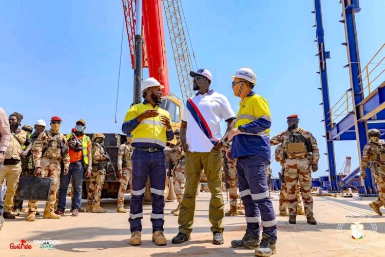 Mamadi Doumbouya supervise les infrastructures du port de Moribayah dans le cadre du projet Simandou