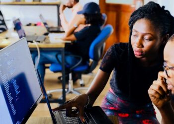 Afrique : l’IA, un levier de croissance estimé à 1,2 milliard USD d’ici 2030