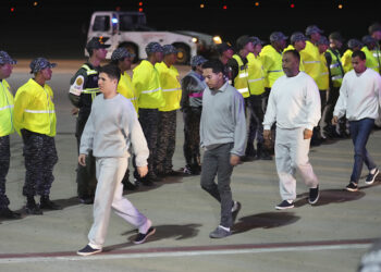 Etats-Unis : expulsions de migrants vénézuéliens malgré une interdiction judiciaire