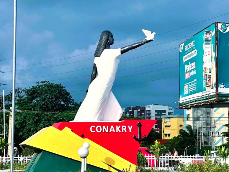 Un lundi apaisé à Conakry, la présidentielle guinéenne fixée au 28 décembre 2025