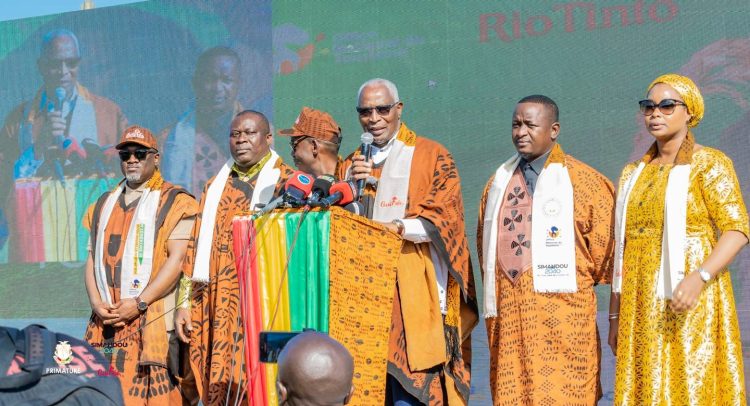 Le gouvernement lance la saison touristique 2025-2026