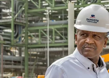 Dangote prévoit d&rsquo;introduire 10 % de sa raffinerie à la bourse nigériane dès 2026
