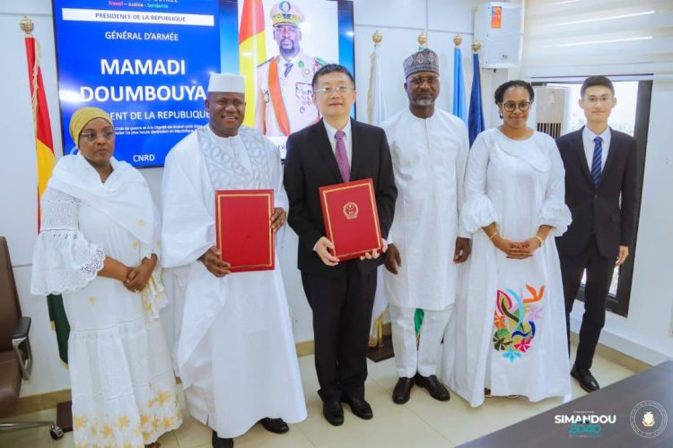 La Chine accorde plus de 120 milliards GNF à la Guinée
