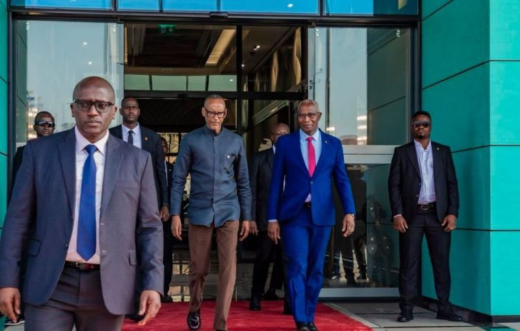 Investiture de Mamady Doumbouya : Paul Kagame foule le sol guinéen