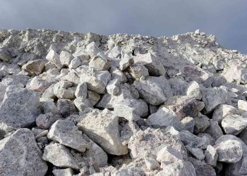 Le Zimbabwe interdit l’exportation de minerais bruts et mise sur la transformation locale