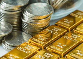 Or : les prix reculent sous l’effet d’un dollar plus fort, l’argent suit le mouvement