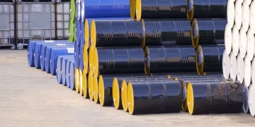 Pétrole : l’AIE libère 400 millions de barils, mais le Brent dépasse de nouveau 100 dollars