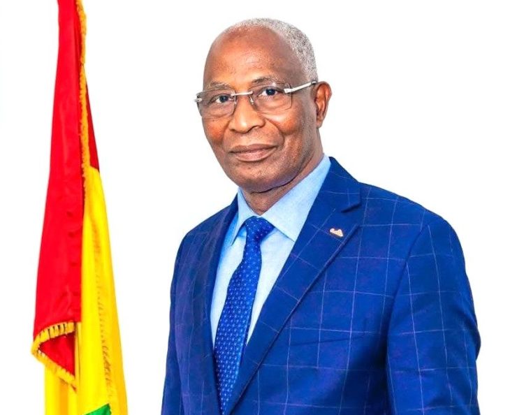 « Construire un pays exige du temps, des efforts et un engagement collectif » : notre interview exclusive avec Amadou Oury Bah, Premier ministre