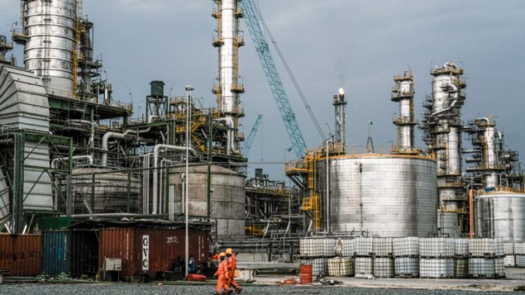 Nigeria : la raffinerie Dangote ajuste ses tarifs pour préserver l’approvisionnement en carburant