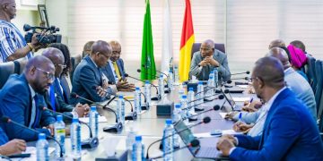 Guinée : une mission rwandaise explore l’installation d’une banque pour accompagner les grands projets