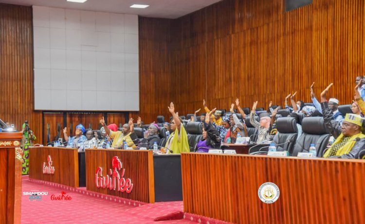 Guinée : le CNT adopte la Loi de finances initiale 2026