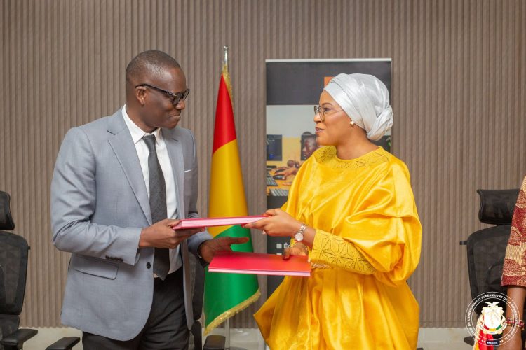 La Fondation Orange Guinée et la Cité des Sciences signent un partenariat pour booster l’innovation en Guinée