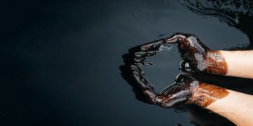 Pétrole : le Brent oscille autour de 113 dollars dans un marché hésitant