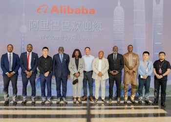Le ministre de l&rsquo;Économie numérique échange avec Alibaba sur la transformation numérique de la Guinée