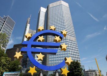 La BCE maintient ses directeurs inchangés
