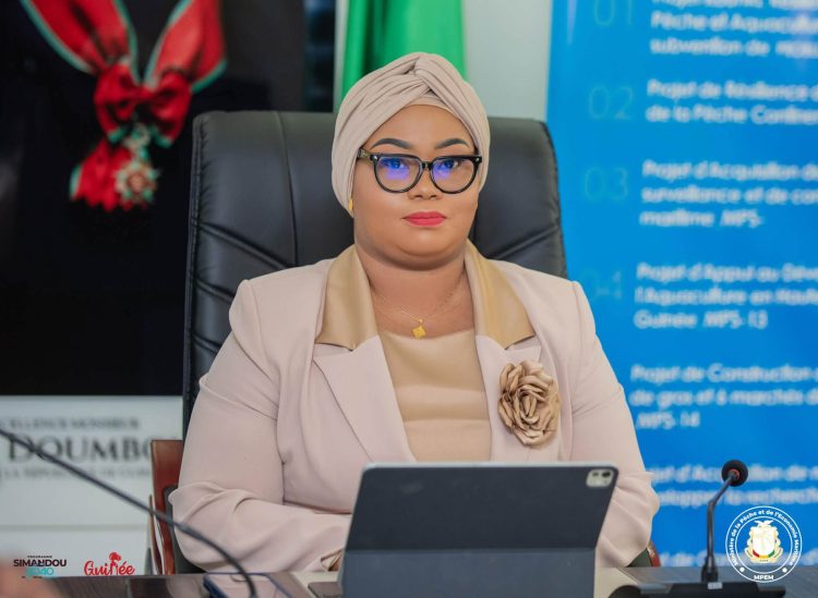 Fatima Camara échange autour d’un projet de 40 millions USD pour six chalutiers en Guinée