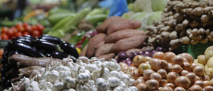 Monde : les prix des produits alimentaires accélèrent en août