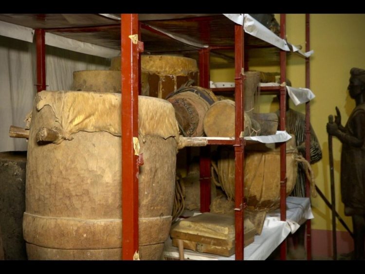 Plus de 2 200 objets traités dans le cadre de la modernisation du Musée National de Guinée