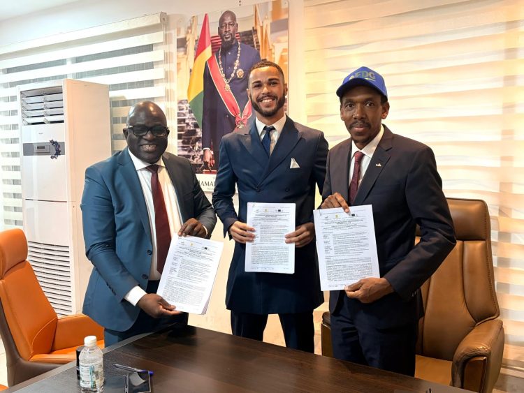 EDG, l’AME et le consortium HPO signent un partenariat pour une meilleure gestion du réseau électrique