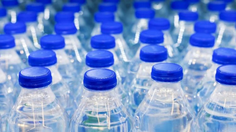 Les consommateurs peuvent désormais signaler les prix abusifs de l’eau